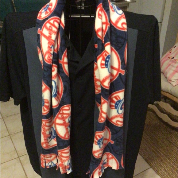 New York Yankees fringed scarf - Picture 3 of 4